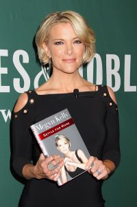 Megyn Kelly 'Settle for More' book signing, New York, USA - 16 Nov 2016
