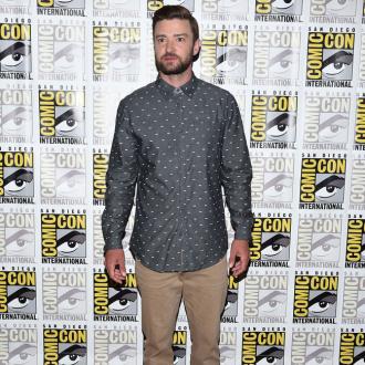 Leonardo DiCaprio asks Justin Timberlake for help 