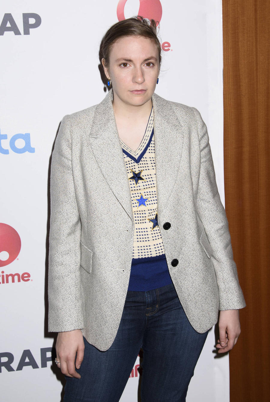 Lena Dunham Suffered With Hives After Trump's Election 