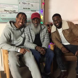 Kevin Hart visits Nick Cannon in hospital 