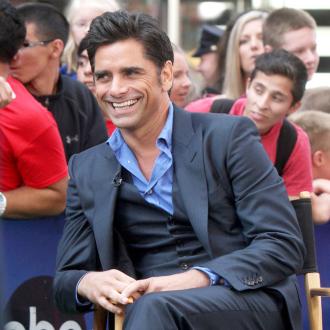 John Stamos pays tribute to late father 